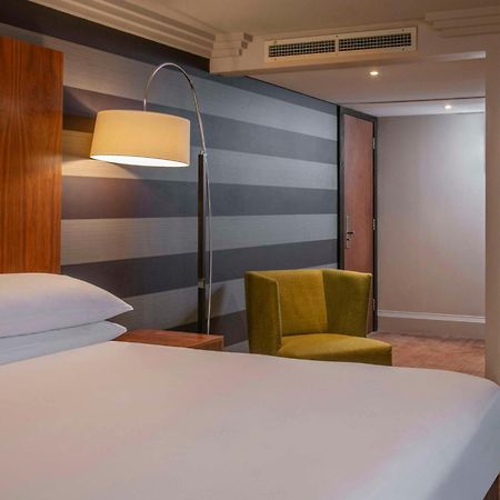 Отель Doubletree By Hilton Stratford-Upon-Avon, United Kingdom Экстерьер фото