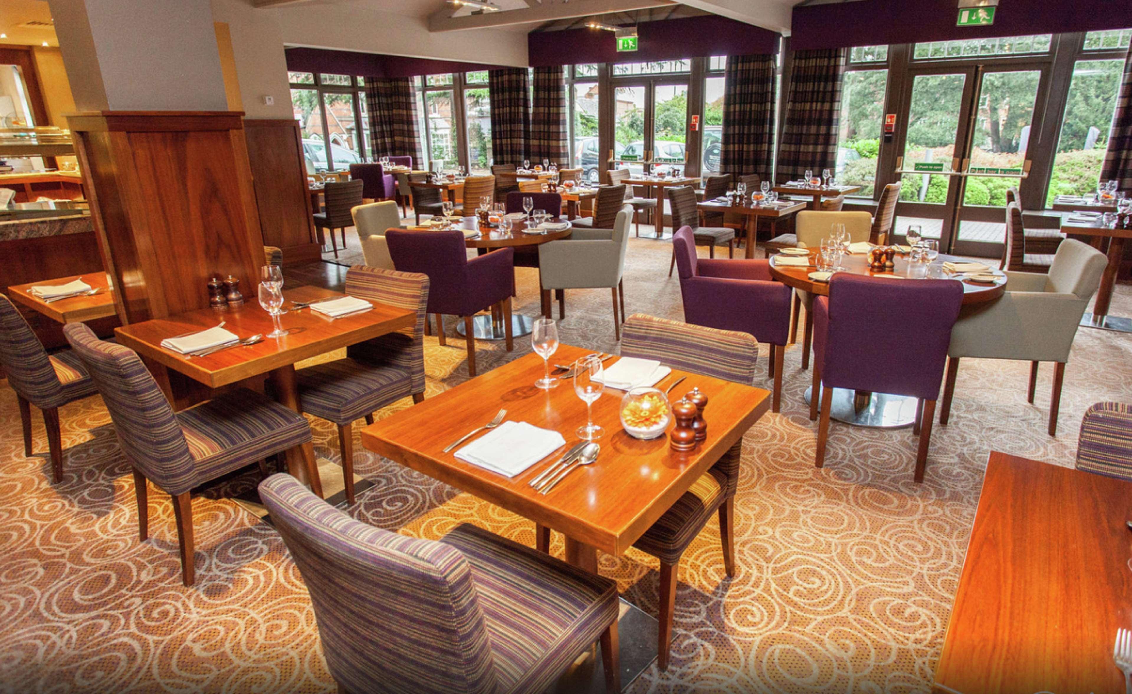 Отель Doubletree By Hilton Stratford-Upon-Avon, United Kingdom Экстерьер фото