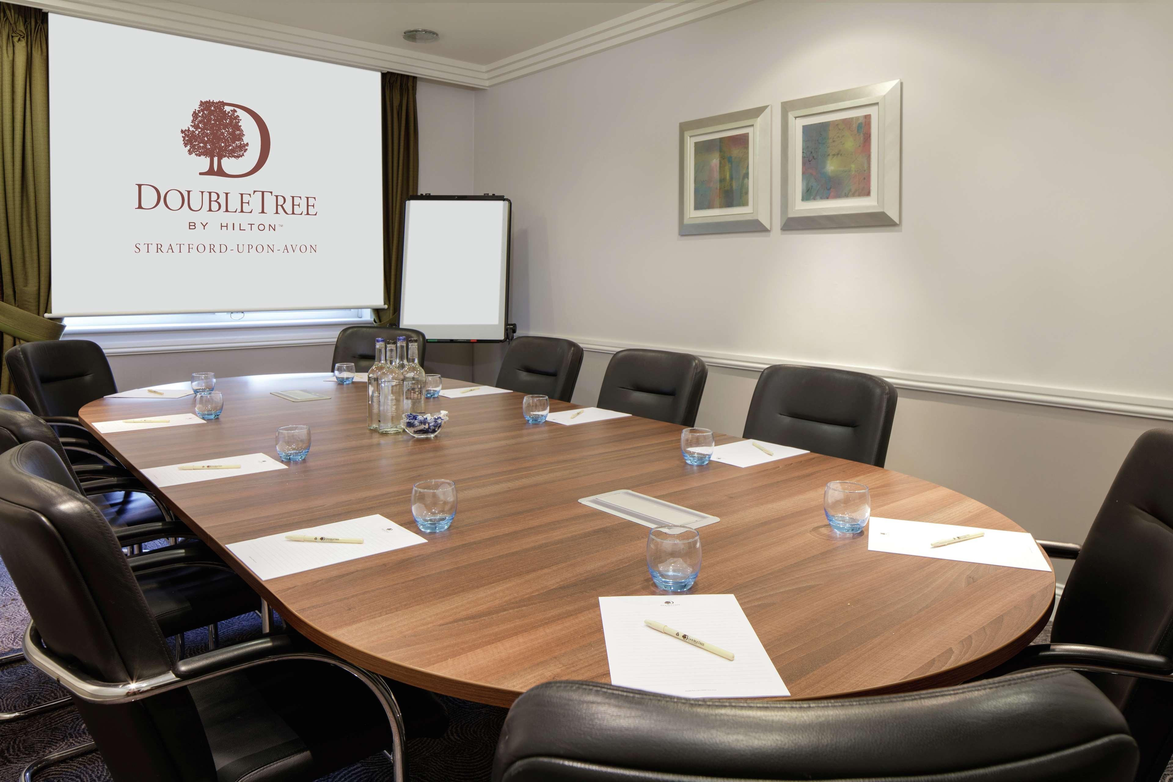 Отель Doubletree By Hilton Stratford-Upon-Avon, United Kingdom Экстерьер фото