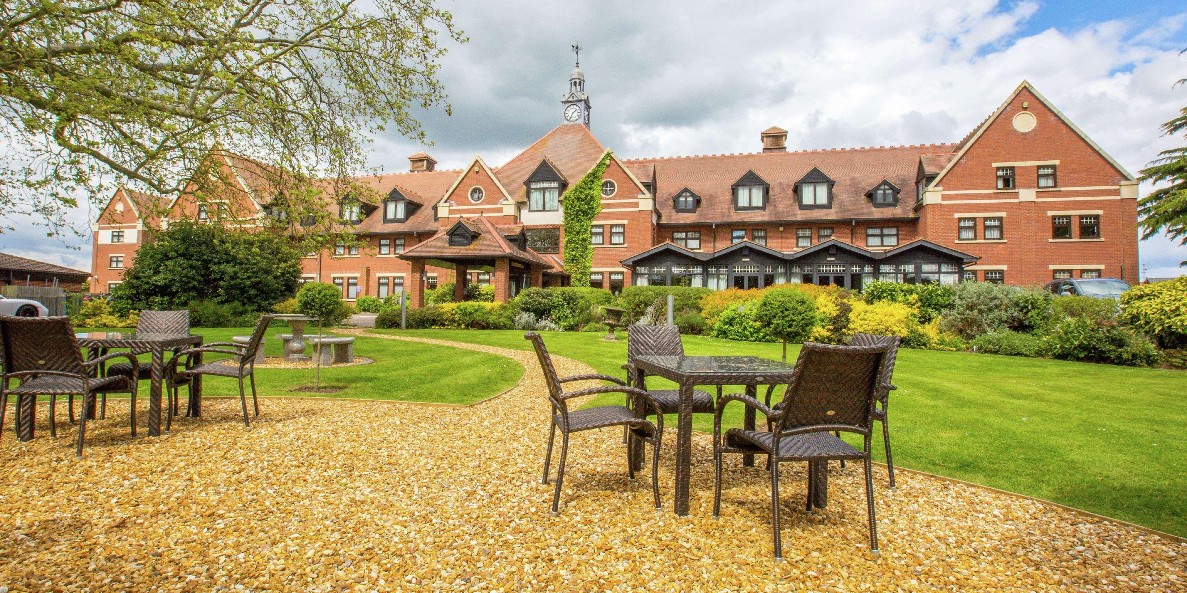 Отель Doubletree By Hilton Stratford-Upon-Avon, United Kingdom Экстерьер фото