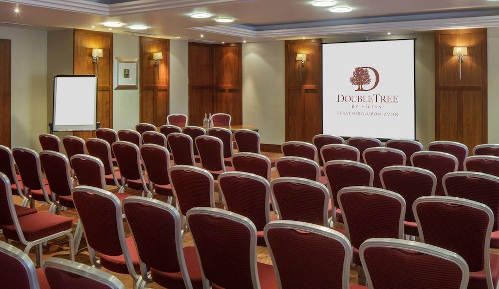 Отель Doubletree By Hilton Stratford-Upon-Avon, United Kingdom Экстерьер фото