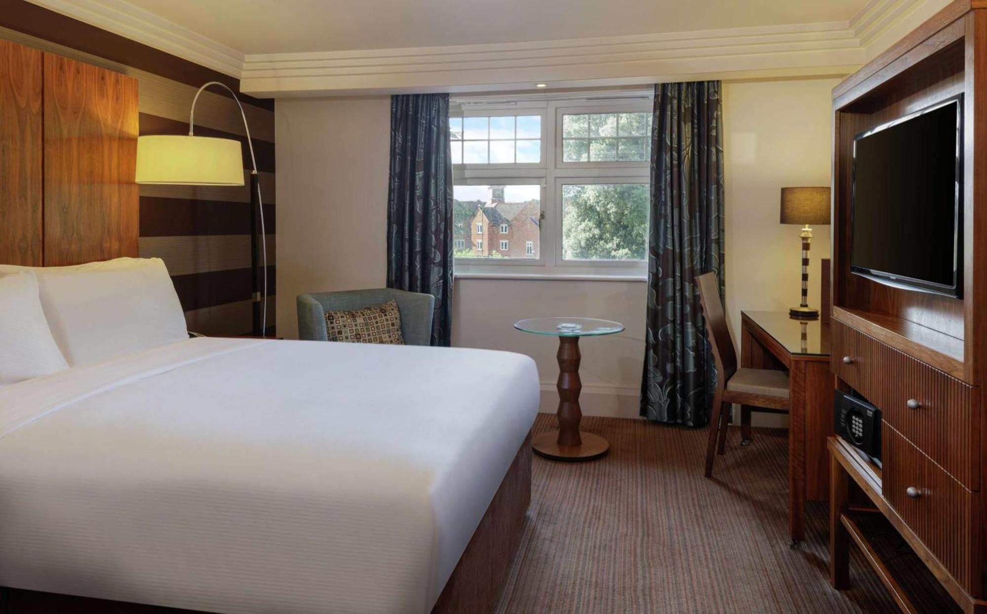 Отель Doubletree By Hilton Stratford-Upon-Avon, United Kingdom Экстерьер фото