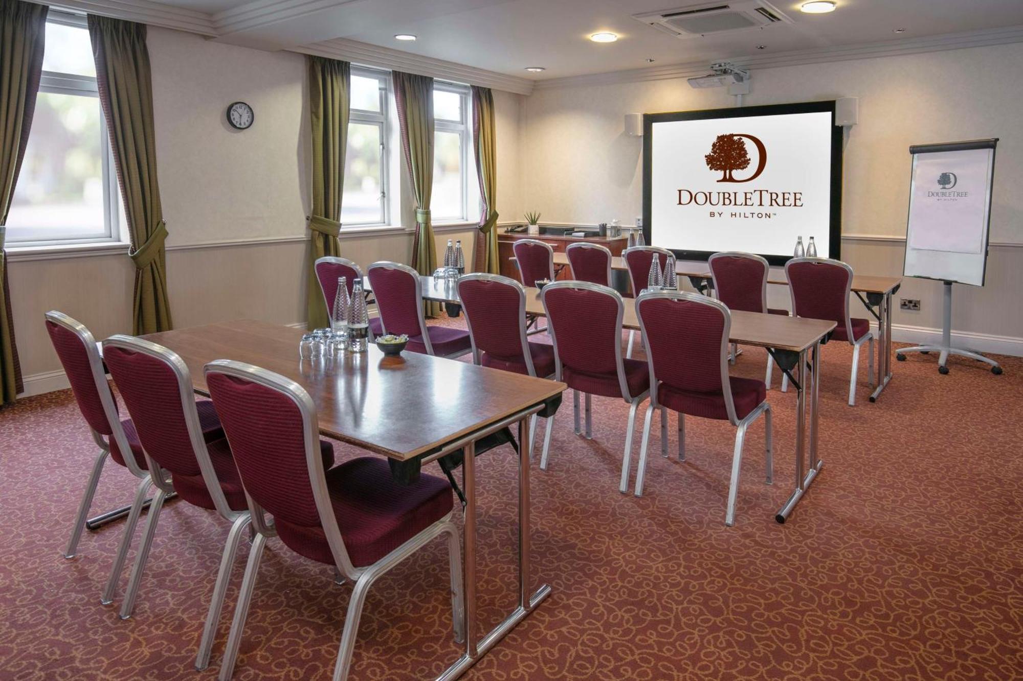 Отель Doubletree By Hilton Stratford-Upon-Avon, United Kingdom Экстерьер фото